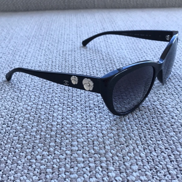 CHANEL Accessories - Chanel sunglasses camelia